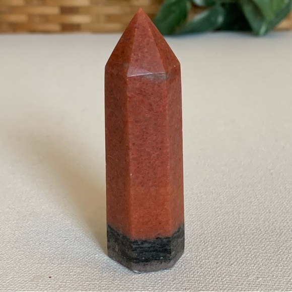 Red Calcite Crystal Tower Healing Point Obelisk Chakra Stone Reiki Wand 3.2" 68g - Picture 7 of 14